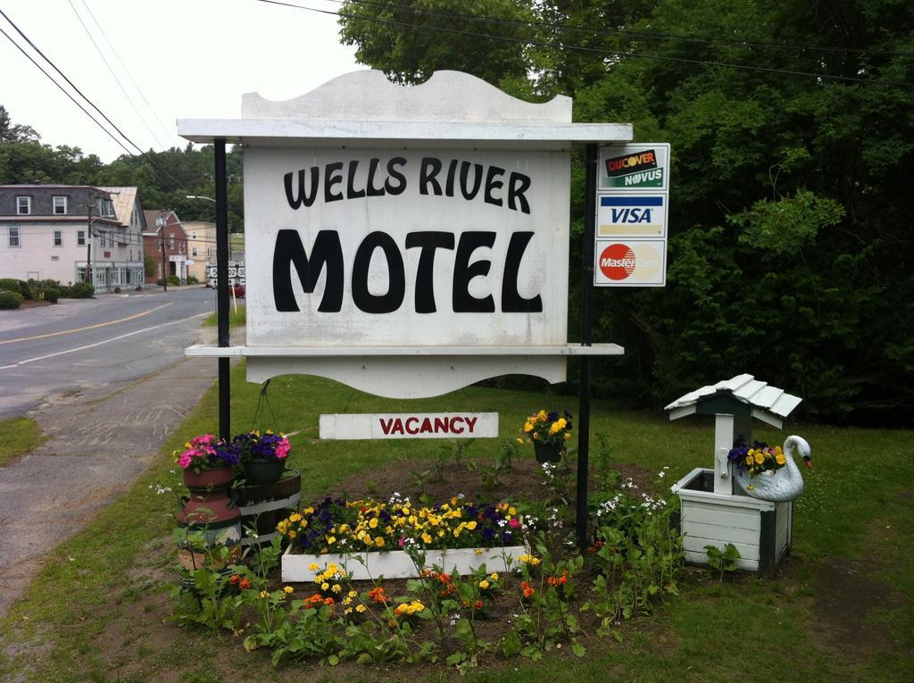 Wells River Motel Exterior foto