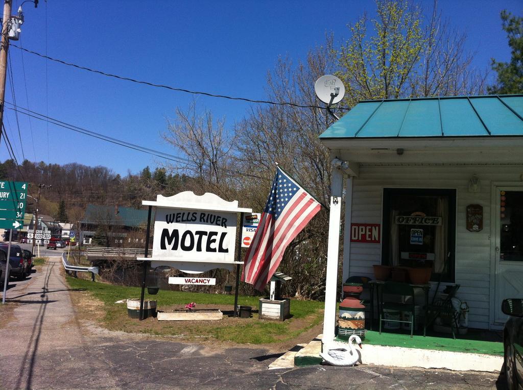 Wells River Motel Exterior foto